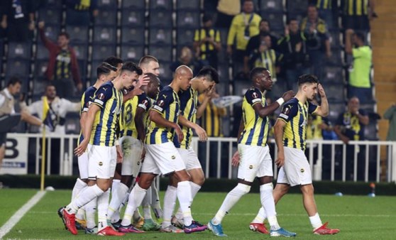 Fenerbahçe, Antwerp ile yenişemedi! Fenerbahçe 2-2 Royal Antwerp