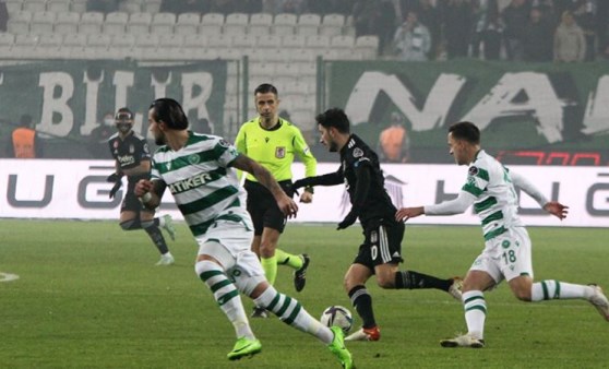 Konyaspor, son dakikada 3 puanı aldı! | Konyaspor 1-0 Beşiktaş