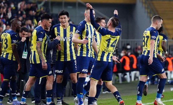 Fenerbahçe'de forvete 3 aday!