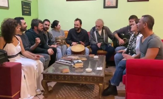 Haluk Bilginer ve Oyun Atölyesi'nden 'Cübbeli' yorumu: 'Öp beni, yut beni, yala beni...'