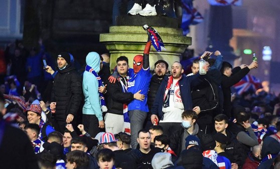 Rangers'ın şampiyonluk kutlamalarına 'pandemi' tepkisi