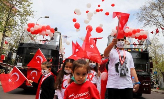 23 Nisan gün boyu çeşitli etkinliklerle kutlandı