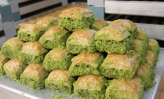 Baklava ustasından ucuz tatlı uyarısı