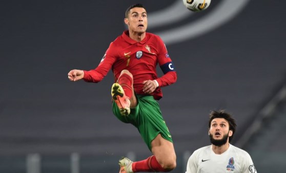 Cristiano Ronaldo Paris Saint-Germain'e doğru