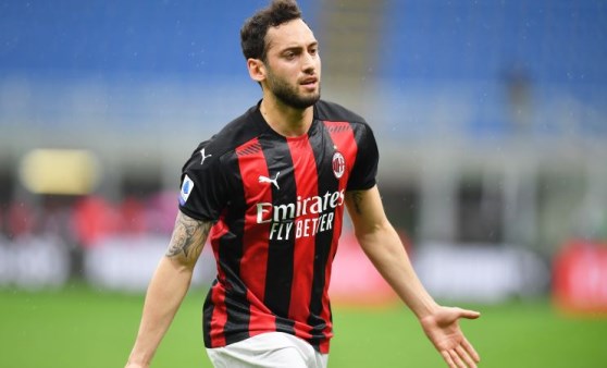 Milan Hakan Çalhanoğlu'nun yerini Yusuf Yazıcı ile dolduracak