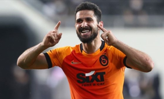 Galatasaray Emre Akbaba ve Arda Turan için kararını verdi