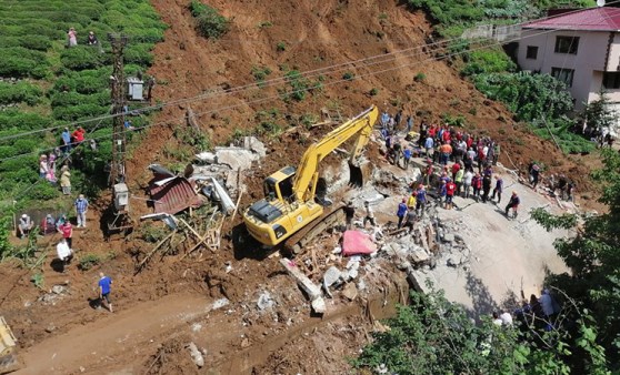 Son dakika... Rize'de sel ve heyelan felaketi: Ölü sayısı artıyor