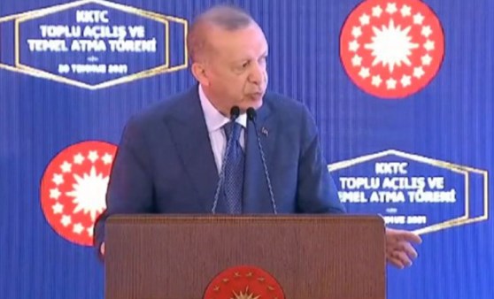 Erdoğan'ın sinirlendiği an: Görevlileri böyle azarladı