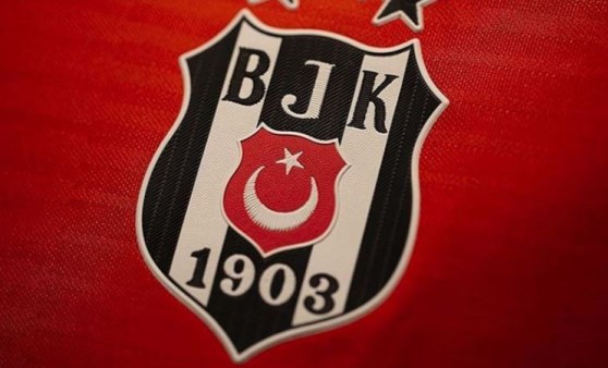 Son dakika... Beşiktaş, Mert Günok ile 3 yıllık anlaşmaya vardı