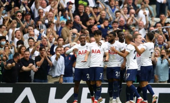 Manchester City, Tottenham'a mağlup oldu