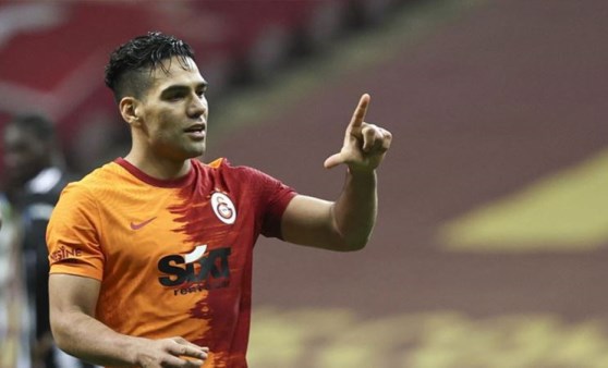 Falcao'nun eşinden 