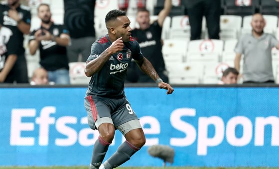 Beşiktaş'ta yeni transfer Alex Teixeira ilk golünü attı