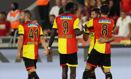 Göztepe'de Ndiaye, ırkçılığa isyan etti