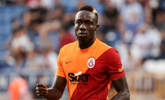 Mbaye Diagne, sosyal medya paylaşımıyla sitemde bulundu