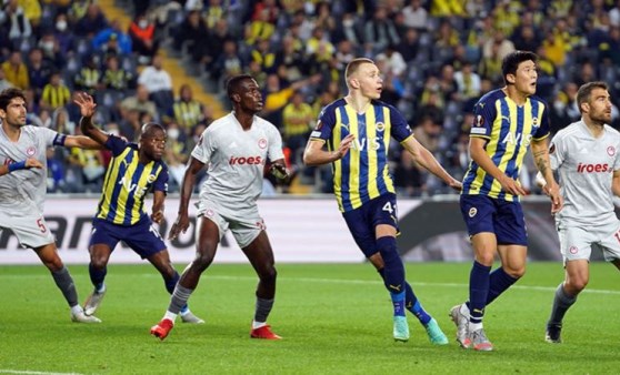 Ülker Stadı'nda kazanan Olympiakos oluyor! Fenerbahçe 0-3 Olympiakos