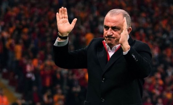 Galatasaraylı futbolcular Fatih Terim'e veda etti: Herkes karşıydı, sadece siz bana güvendiniz