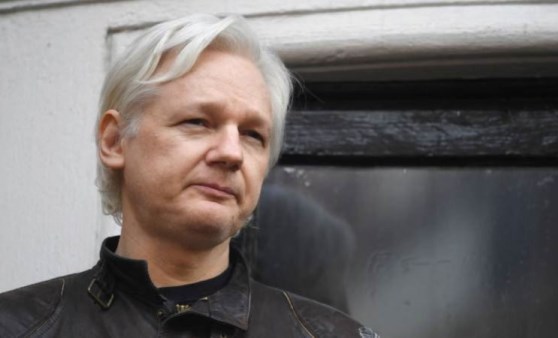 WikiLeaks'in kurucusu Assange hapishanede evlendi