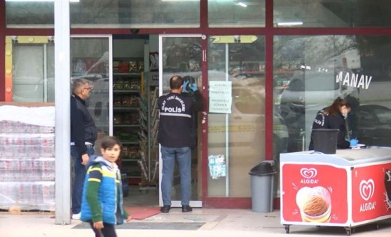 Motosikletle gelip tekel bayisini kurşunladılar (30 Mart 2022) (Video Haber)