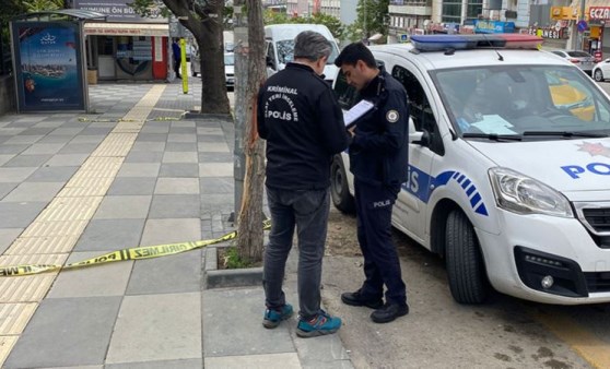 Ankara'da bir kişi hastane önünde ölü bulundu (19 Mayıs 2022) (Video Haber)