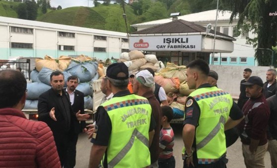 Yaş çay alım kampanyası sorunlu başladı: ÇAYKUR önünde eylem (22 Mayıs 2022) (Video Haber)