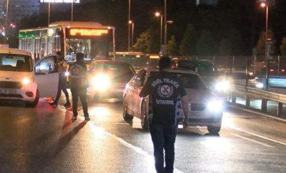 İstanbul'da 'abart egzoz' denetimi: Trafikten men edilecekler (26 Mayıs 2022) (Video Haber)