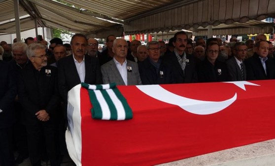 Eski CHP Bursa Milletvekili Kemal Demirel son yolculuğuna uğurlandı (04 Mayıs 2022) (Video Haber)