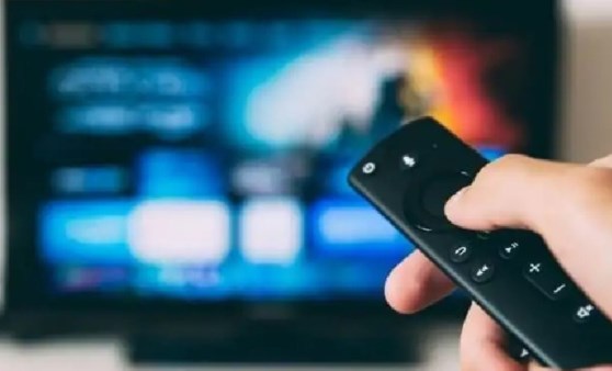 TV yayın akışı 14 Ocak Cumartesi! Hangi kanalda ne var, günün filmleri ve dizileri neler?