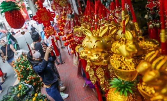 Filipinler Tayland ve Çin'de yeni yıl coşkusu