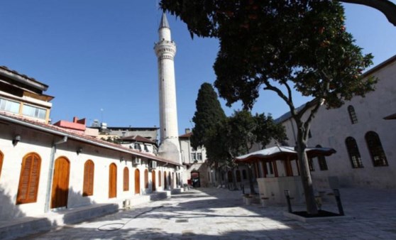 Hatay'da tarihi cami iki depremden sonra yok oldu