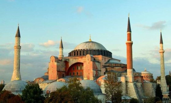 Top 10 Must-Visit Tourist Destinations in Turkey: Explore Rich Culture and Stunning Landscapes!