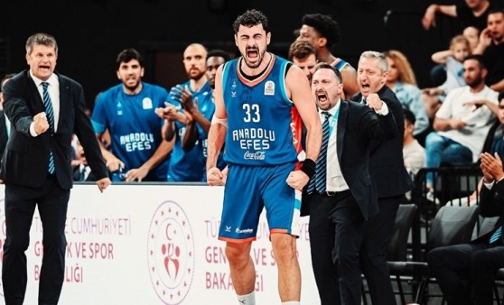 Anadolu Efes - Olympiakos maçı ne zaman, saat kaçta, hangi kanalda? Şifresiz mi?