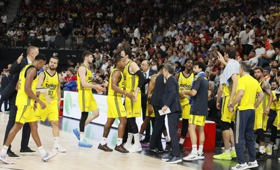 Fenerbahçe Beko - Olympiakos maçı ne zaman, saat kaçta, hangi kanalda? Şifresiz mi?