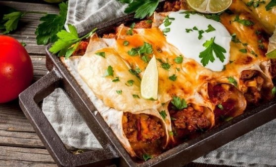 Akşam yemeğine Meksika mutfağından gelen enfes lezzet: Enchilada tarifi