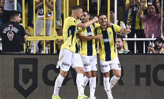 Spor yazarları Fenerbahçe - Alanyaspor maçını yorumladı: 'Topu rakibe bırakan takım gitti'